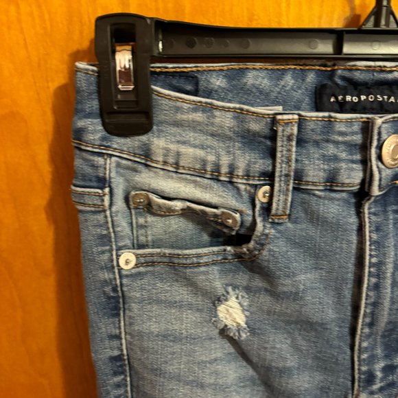 Aeropostale Super High Rise Jegging Distressed 6 Short Medium Wash Denim Legging - Picture 4 of 16
